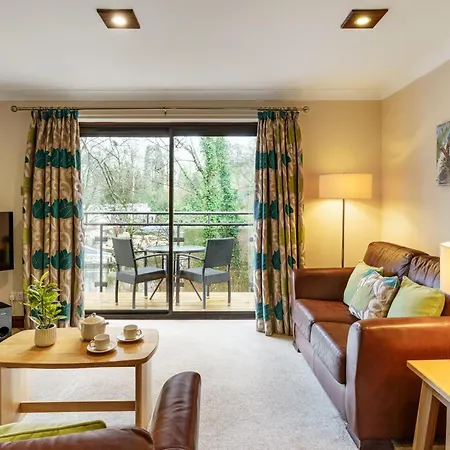 2 Bedroom Lake District Cottage At Windermere Marina Village Bowness-on-Windermere Exterior photo