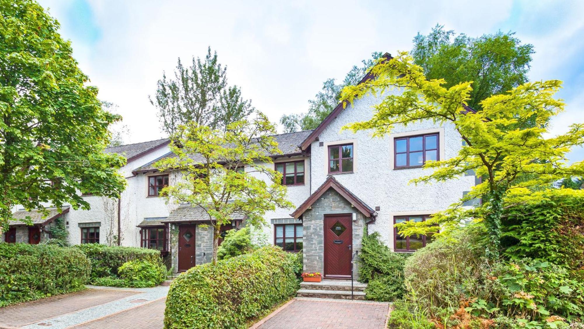 Apartment 2 Bedroom District At Windermere Marina Village *