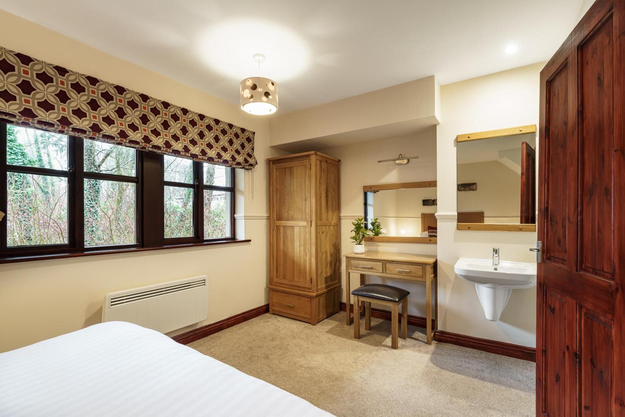 2 Bedroom District At Windermere Marina Village Bowness-on-Windermere